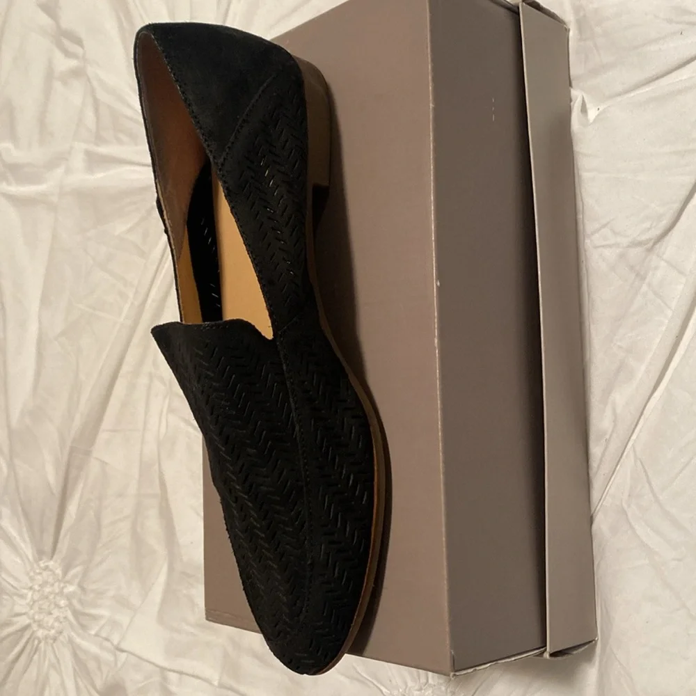 Size 9m Woman’s Loafer Shoes - Picture 6 of 9